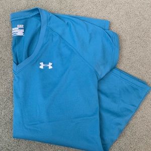 Under Armour dry fit t-shirt